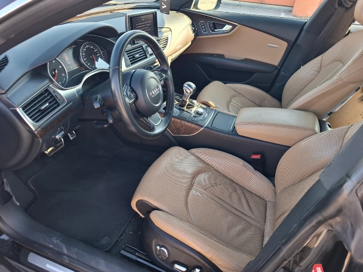 Audi A7 3.0 TDI Quattro Exclusive oprema bez ulaganja! Odličan!