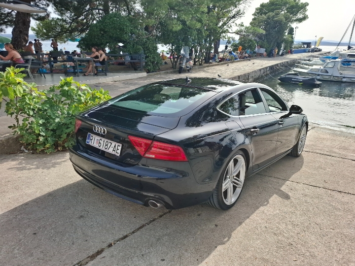 Audi A7 3.0 TDI Quattro Exclusive oprema bez ulaganja! Odličan!