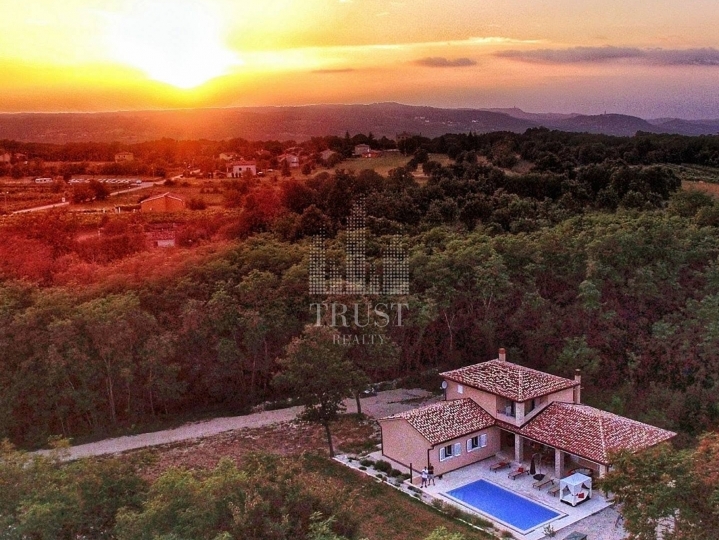 Istra, Šumber - luksuzna vila s bazenom i spa zonom
