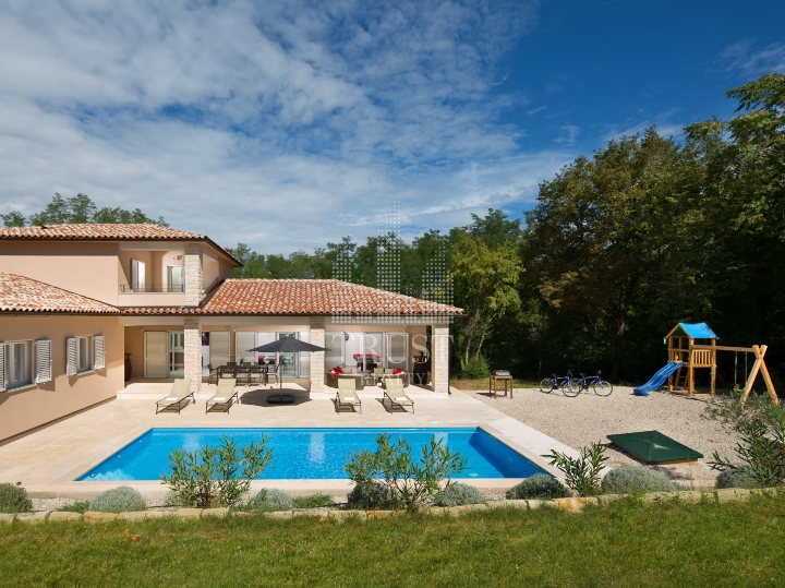 Istra, Šumber - luksuzna vila s bazenom i spa zonom