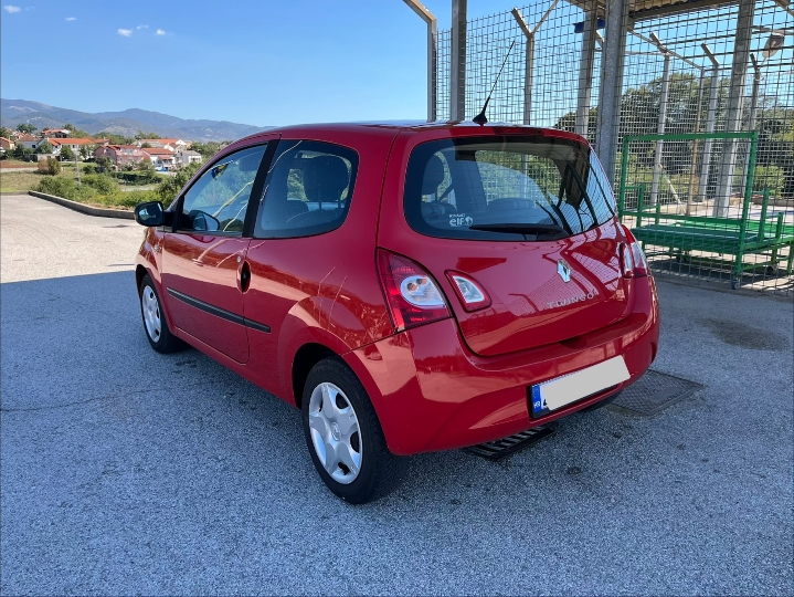 Renault Twingo 1.2 , 16 V, reg. do 08./2027. god., odličan