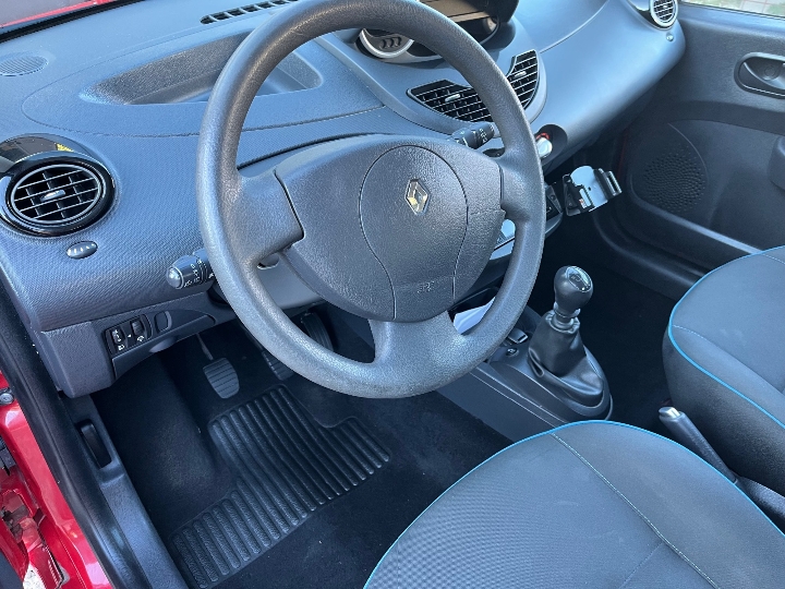 Renault Twingo 1.2 , 16 V, reg. do 08./2027. god., odličan