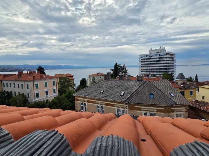 Opatija - centar, prodaja stana 2S+DB, 82 m2, parking 35 m2