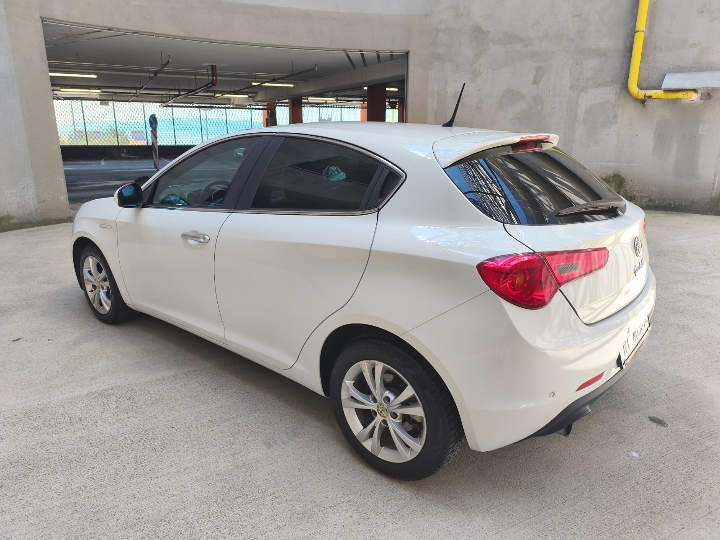 Alfa Romeo Giulietta 1.6 JTDM DNA