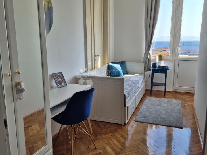 Ekskluzivno – prostran stan 120 m² U Centru