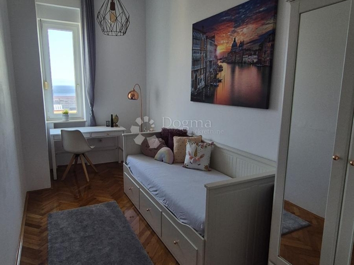 Ekskluzivno – prostran stan 120 m² U Centru