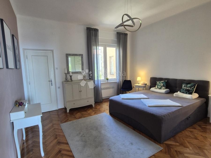 Ekskluzivno – prostran stan 120 m² U Centru