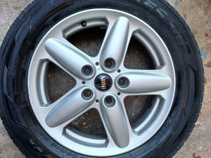 Alu. felge za Mini Countryman 16" sa zimskim gumama