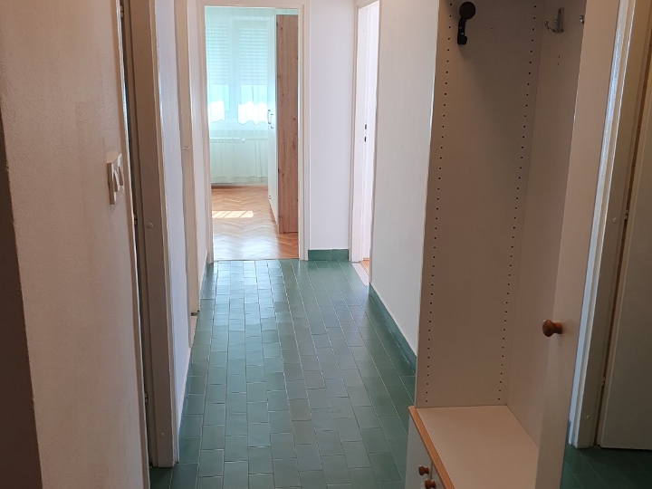Kozala, stan 64 m2 trosobni s pogledom na more