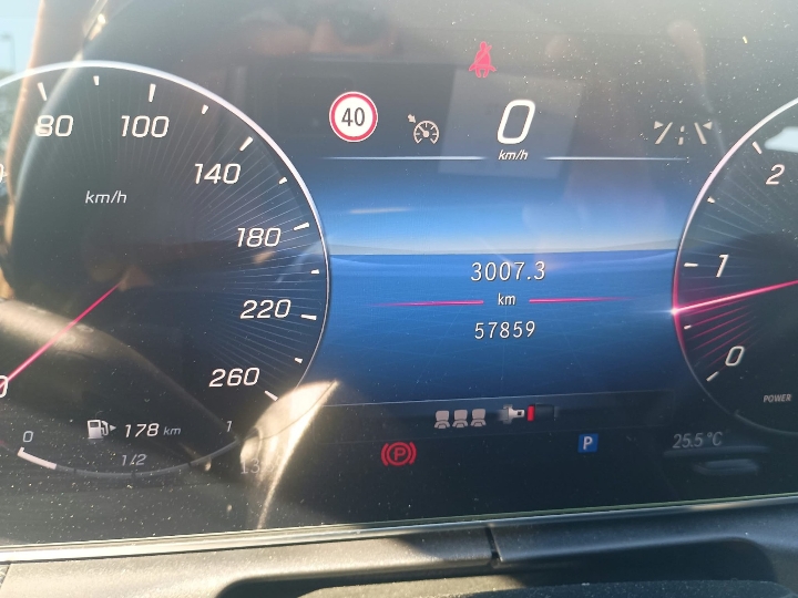 Mercedes C 200 d Platinum Edition
