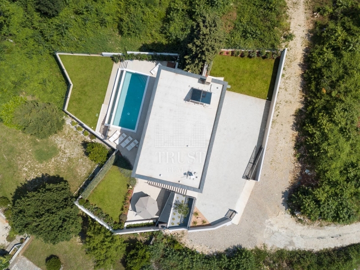 Istra, Labin - luksuzna vila s bazenom