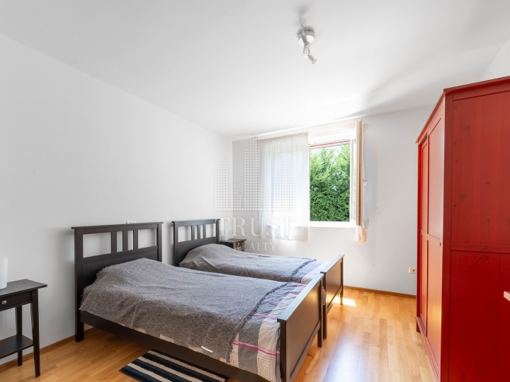 Fažana: 130 m², veliki vrt i pogled na more