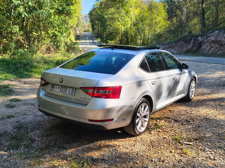 Škoda Superb 1.6 TDI
