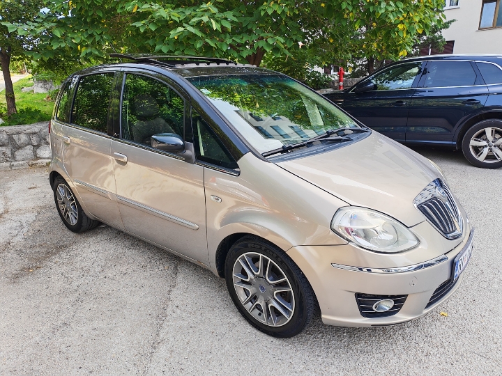 Lancia Musa 1.3 multijet Platino Plus