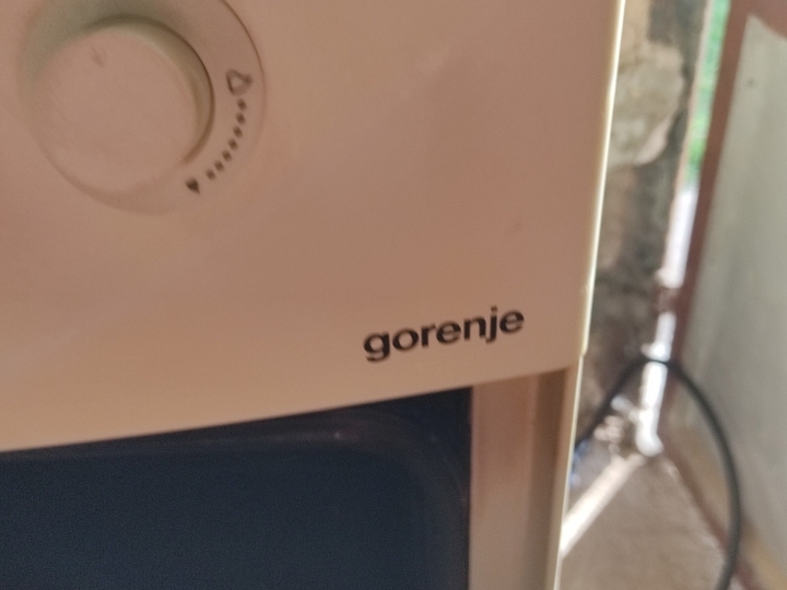 Kombinirani štednjak Gorenje 3P+1S (prijevoz)
