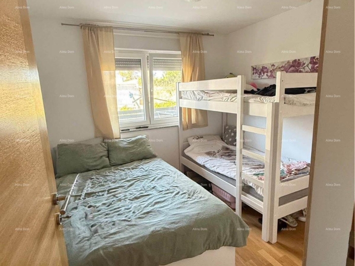 Medulin – Stan s parkirnim mjestom, 250 m od mora