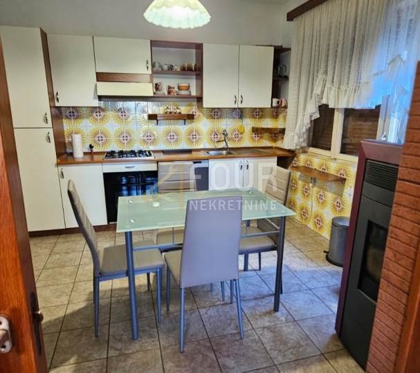 Rijeka, Trsat, 109.43m2, 3S+DB, lođa, pogled