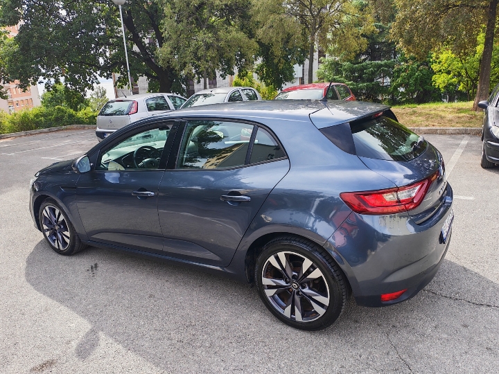 Renault Megane Life 1.5 dCi