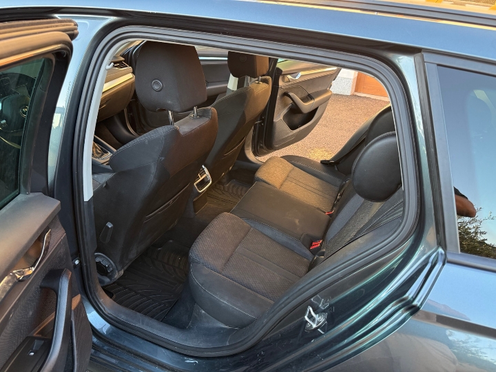 Škoda Octavia Combi 2.0 TDI, 2021. god., 1. vlasnik, reg. 11./2027.