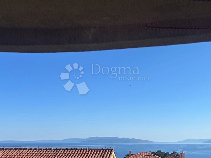 Srdoči – 81,65 m², pogled na Kvarner, 2 parkinga