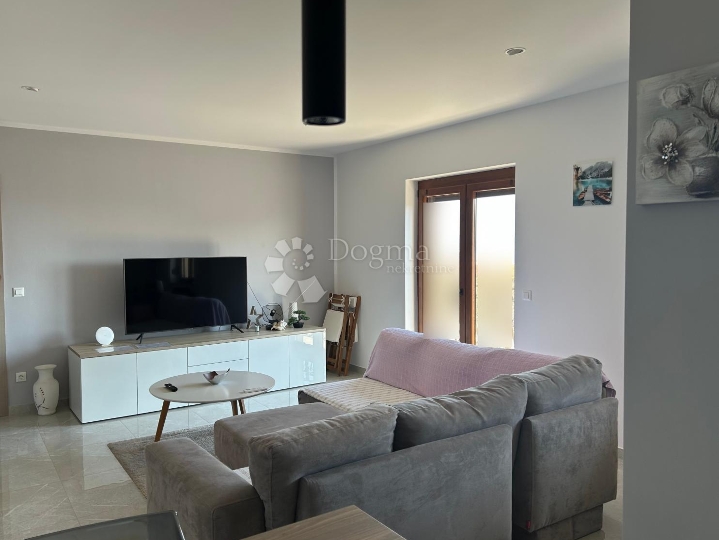 Srdoči – 3S+DB, etaža kuće, pogled more, balkon