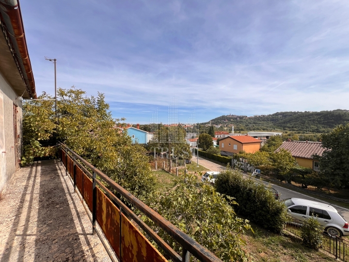 Labin - kuća za adaptaciju u centru grada