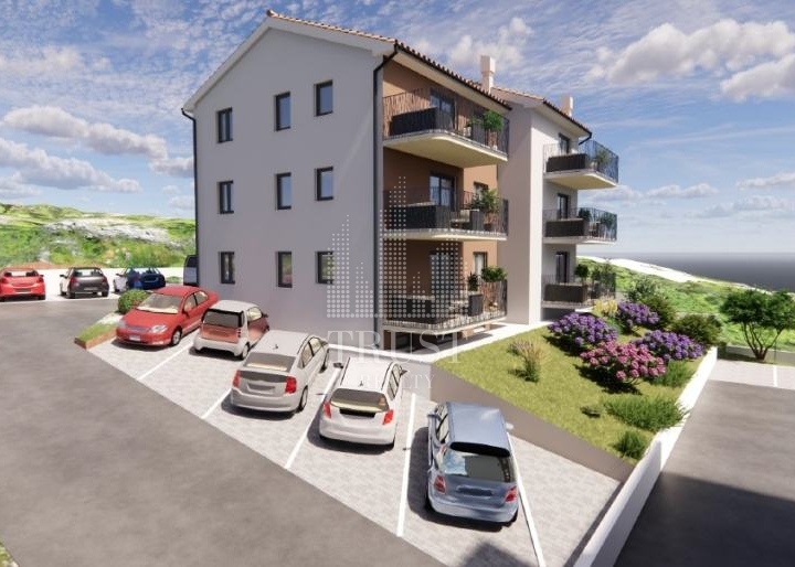 Kosi – prizemlje, okućnica 80 m² i pogled na more