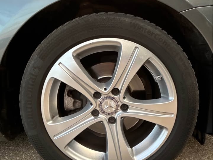  Mercedes-Benz E 220 d