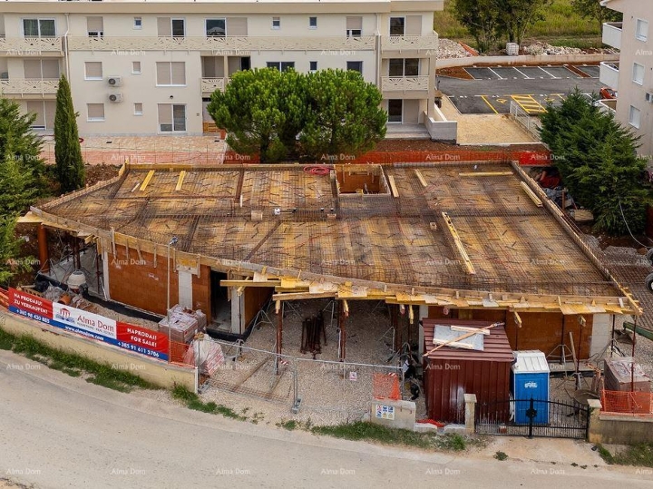 Prodaja stana s parkirnim mjestom, Štinjan!
