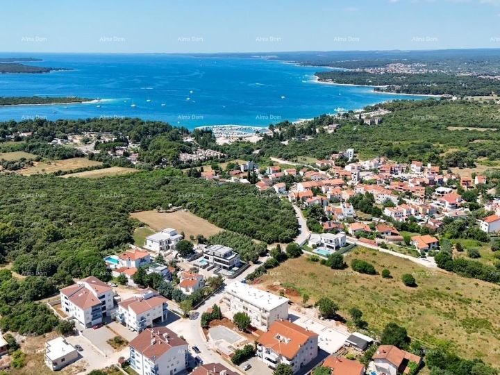 Prodaja stana s parkirnim mjestom, Štinjan!