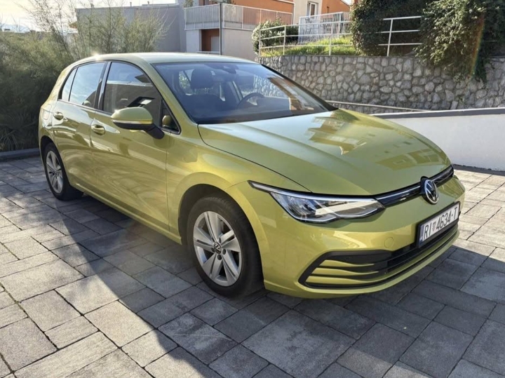 VW Golf 8