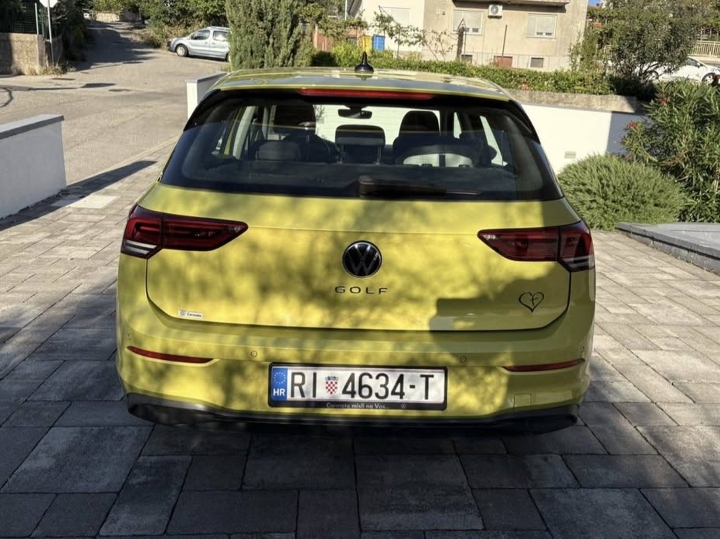 VW Golf 8
