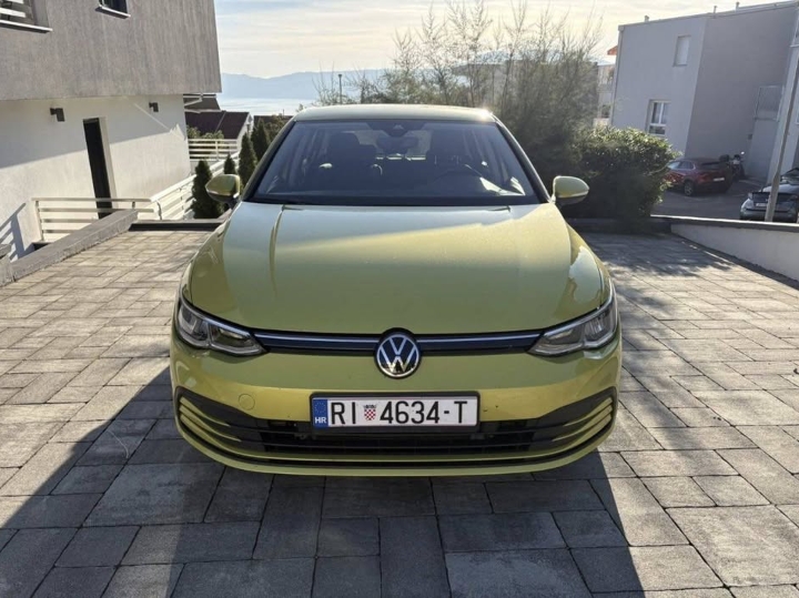 VW Golf 8