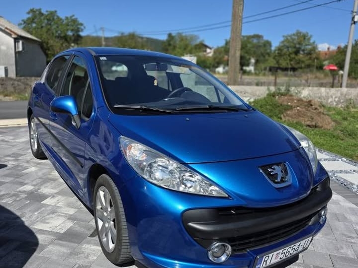 Peugeot 207 1.6 hdi