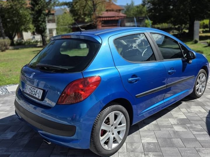 Peugeot 207 1.6 hdi