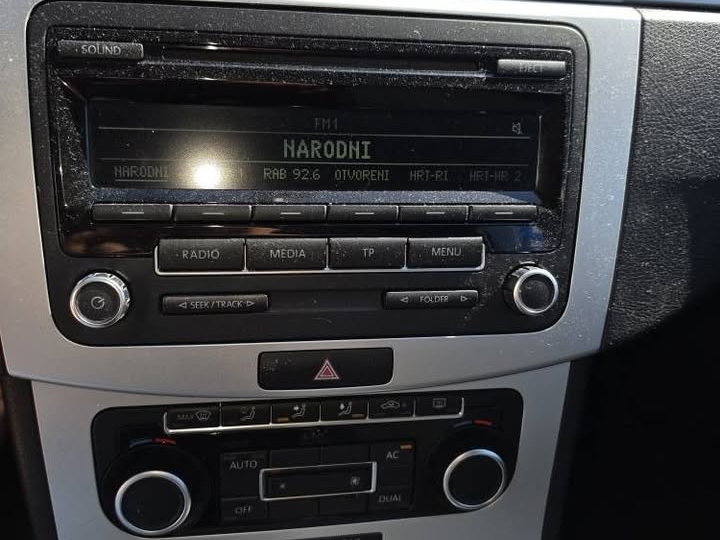 VW Passat