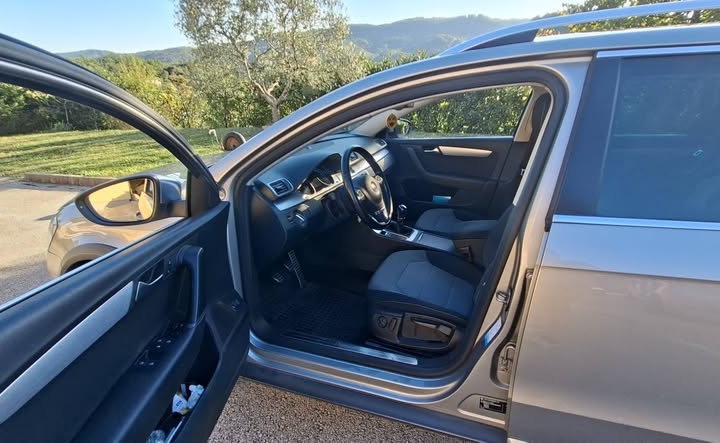 VW Passat Altrack