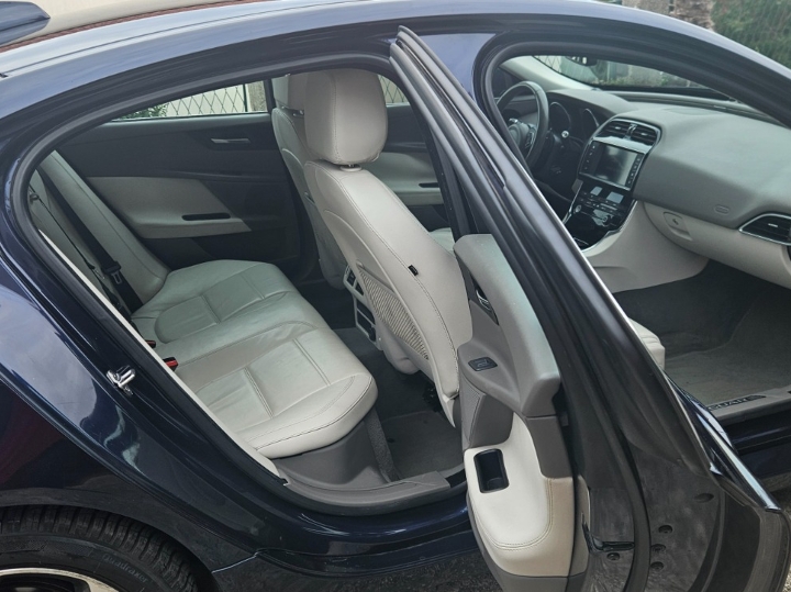 Jaguar XE 20 D automatik prodajem ili mijenjam