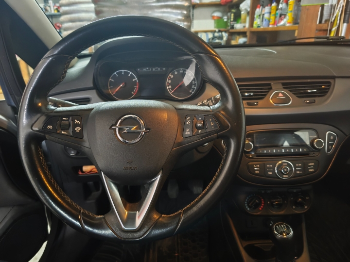 Opel Corsa 1.4 enjoy