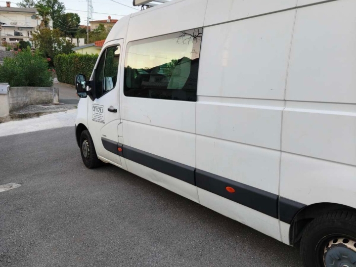 Opel Movano 2.3 CDTI 125 KS, 3.5t, klima, tempomat, reg. 07/27.