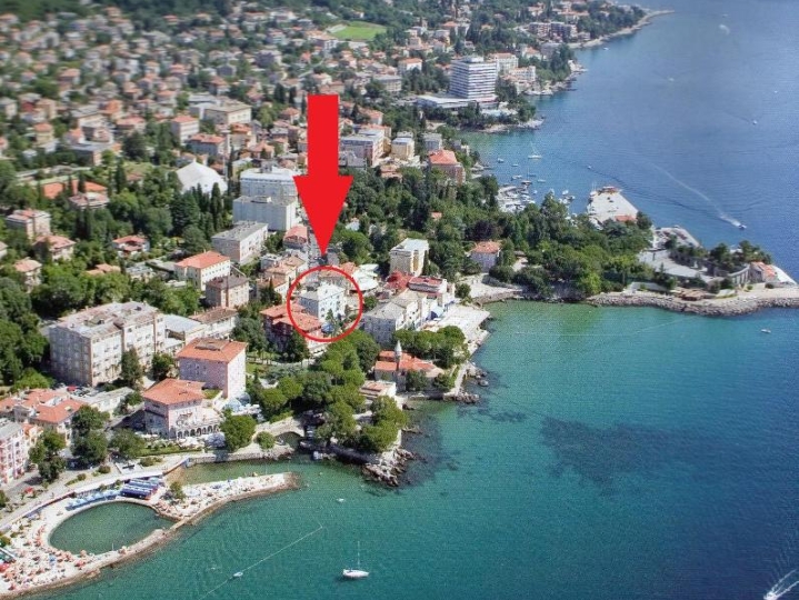 Opatija, stan do mora s balkonom, strogi centar, za najam