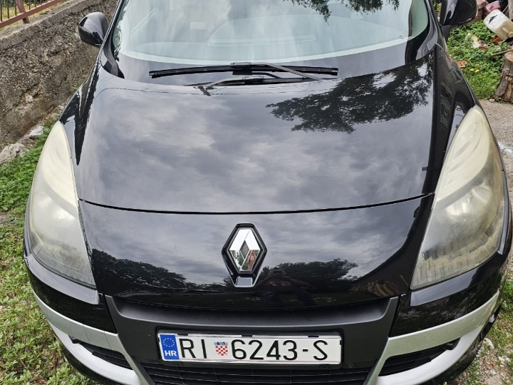 Renault Scenic 1.5 dCi, 2011. god., 213.000 km, bogata oprema