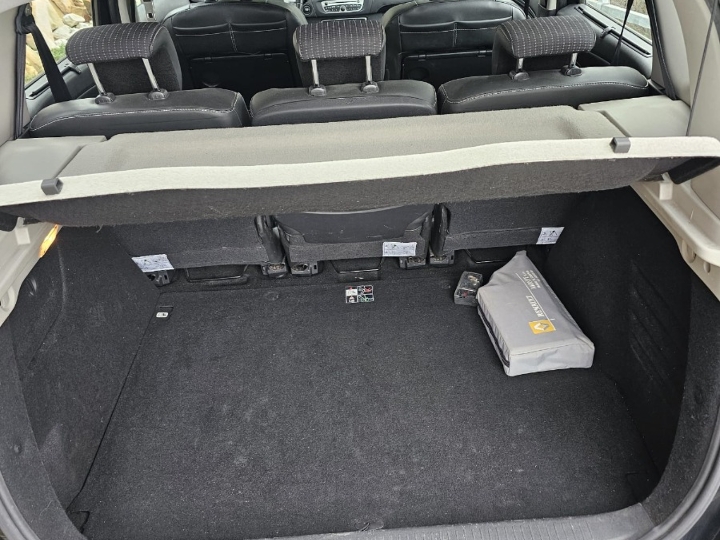 Renault Scenic 1.5 dCi, 2011. god., 213.000 km, bogata oprema