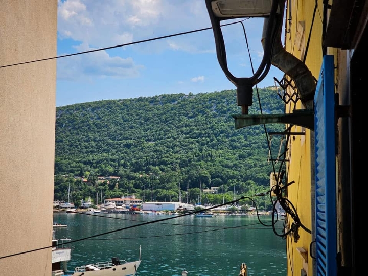 Bakar, kuća 160 m2, 20 m od mora