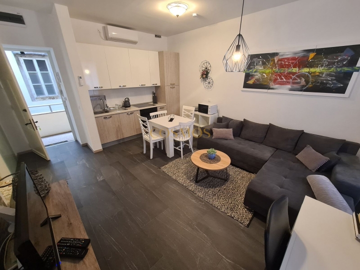 Rijeka, strogi centar - stan 40 m2 na top lokaciji