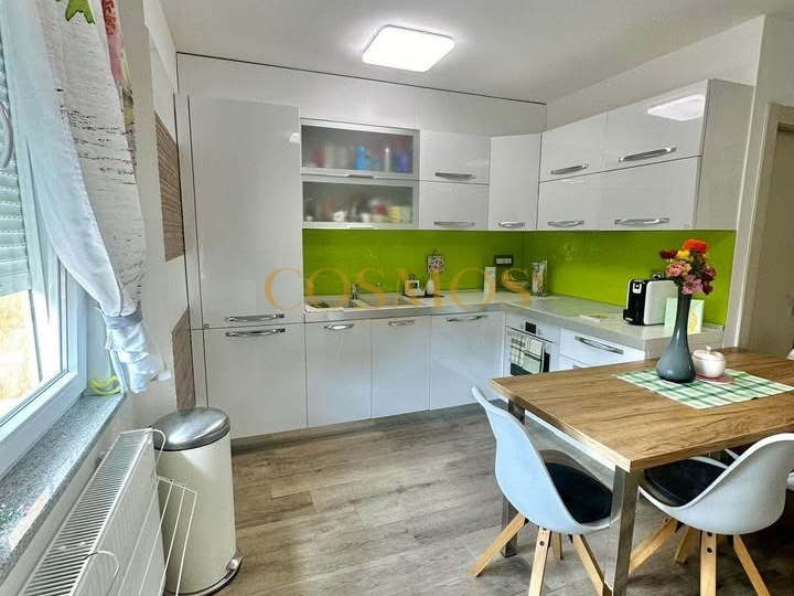 Gornji Zamet, stan 65 m2 s dva parkirna mjesta