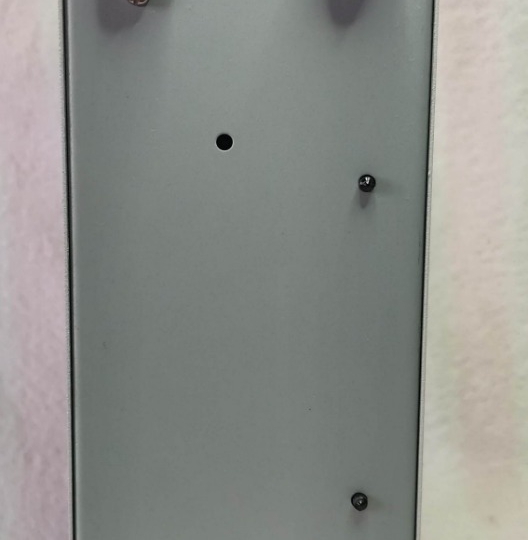 Laboratorijski izvor napona i struje 30V-10A