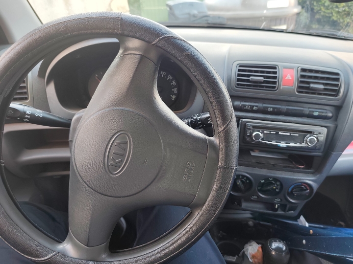 Kia Pucanto 1.0 HB LX