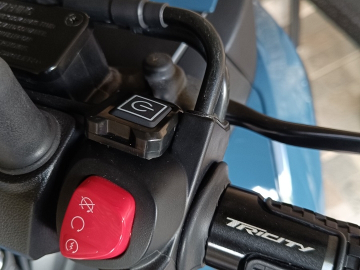 Yamaha Tricity 300, 2024-B Kategorija