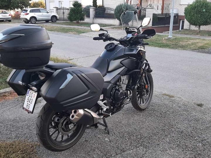 Honda CB500X